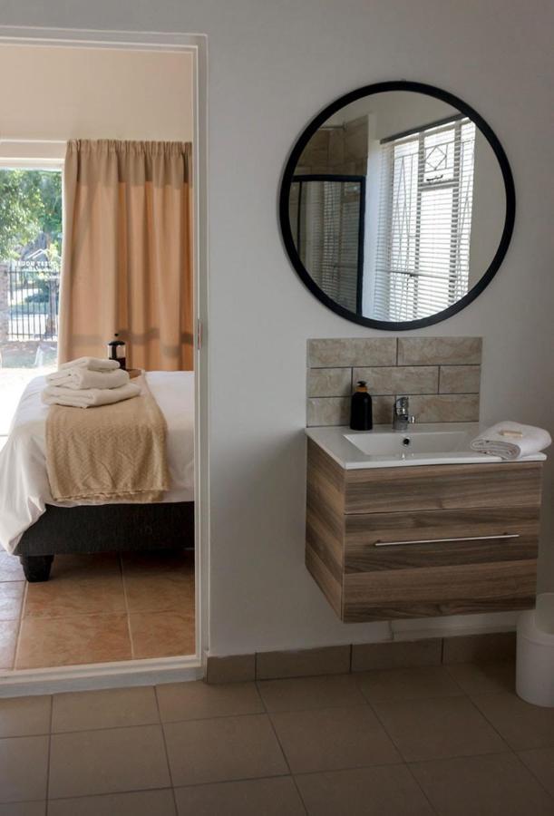 Cradock Guest House & Self Catering Esterno foto