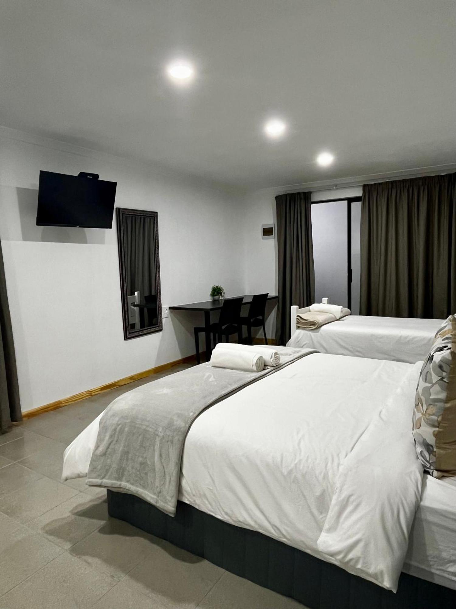 Cradock Guest House & Self Catering Esterno foto